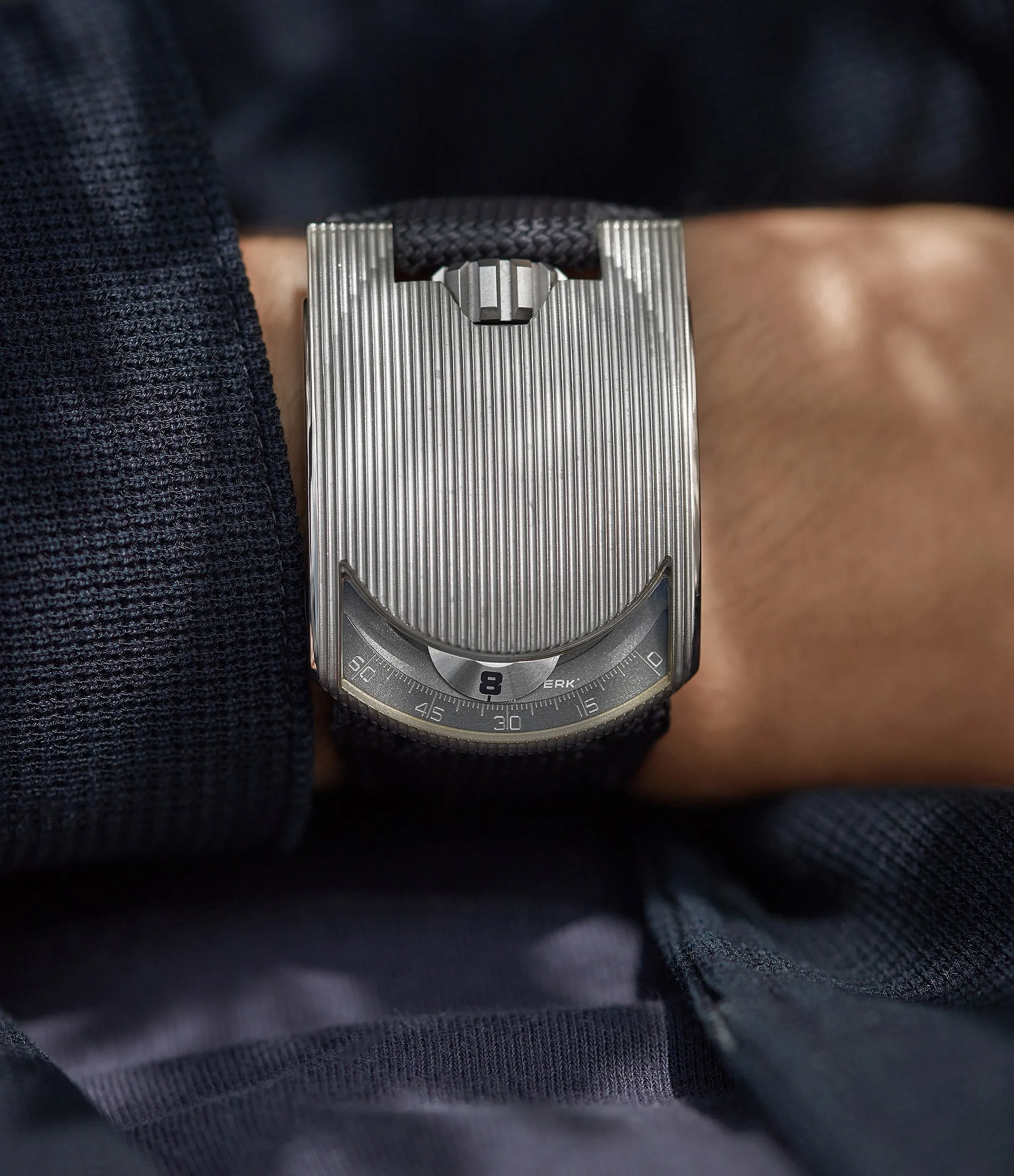 103.01 EW | Wandering Hours | White Gold
