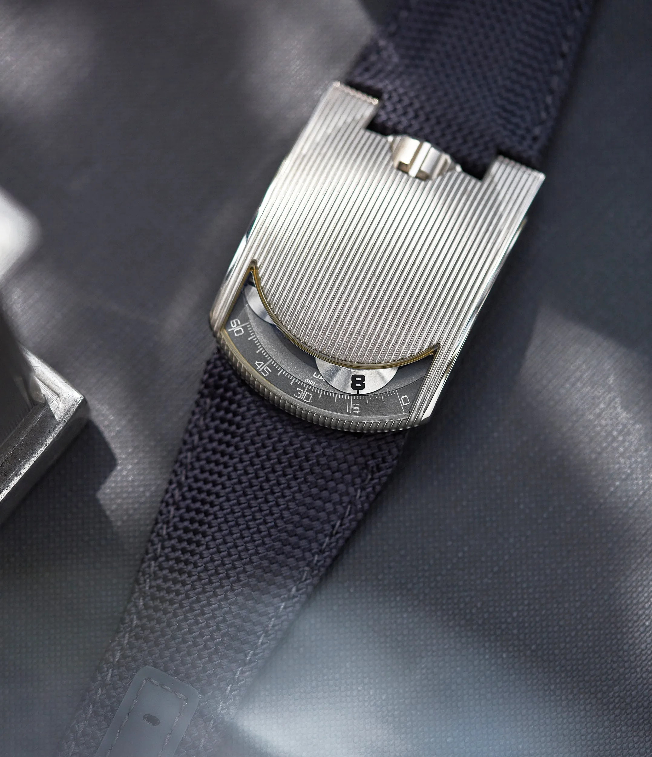 103.01 EW | Wandering Hours | White Gold