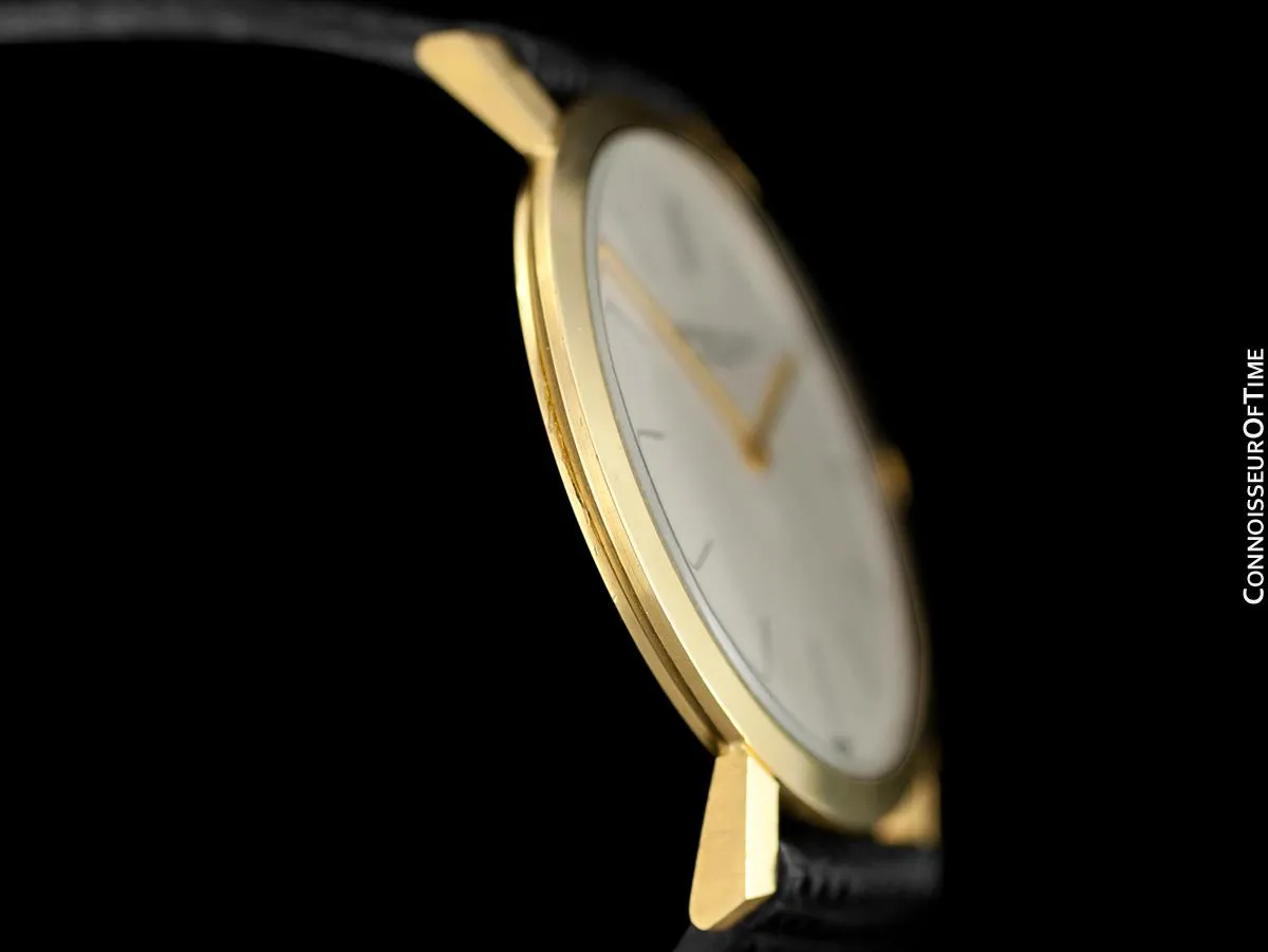1960's Audemars Piguet "Extra-Flat" Vintage Mens Midsize Watch - 18K Gold