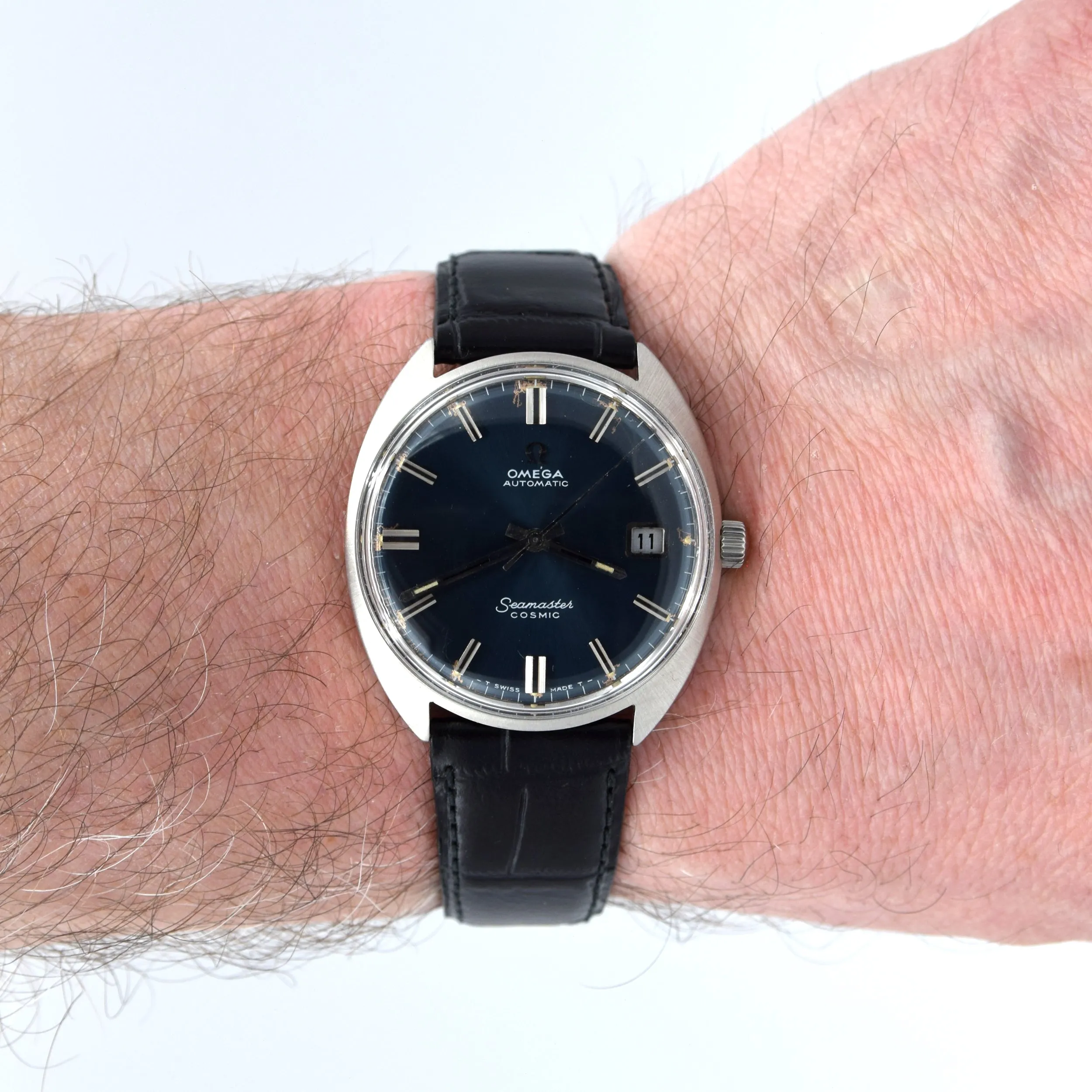 1969 Omega automatic cosmic date Model 166.026 in Stainless Steel Monocoque case with blue dial