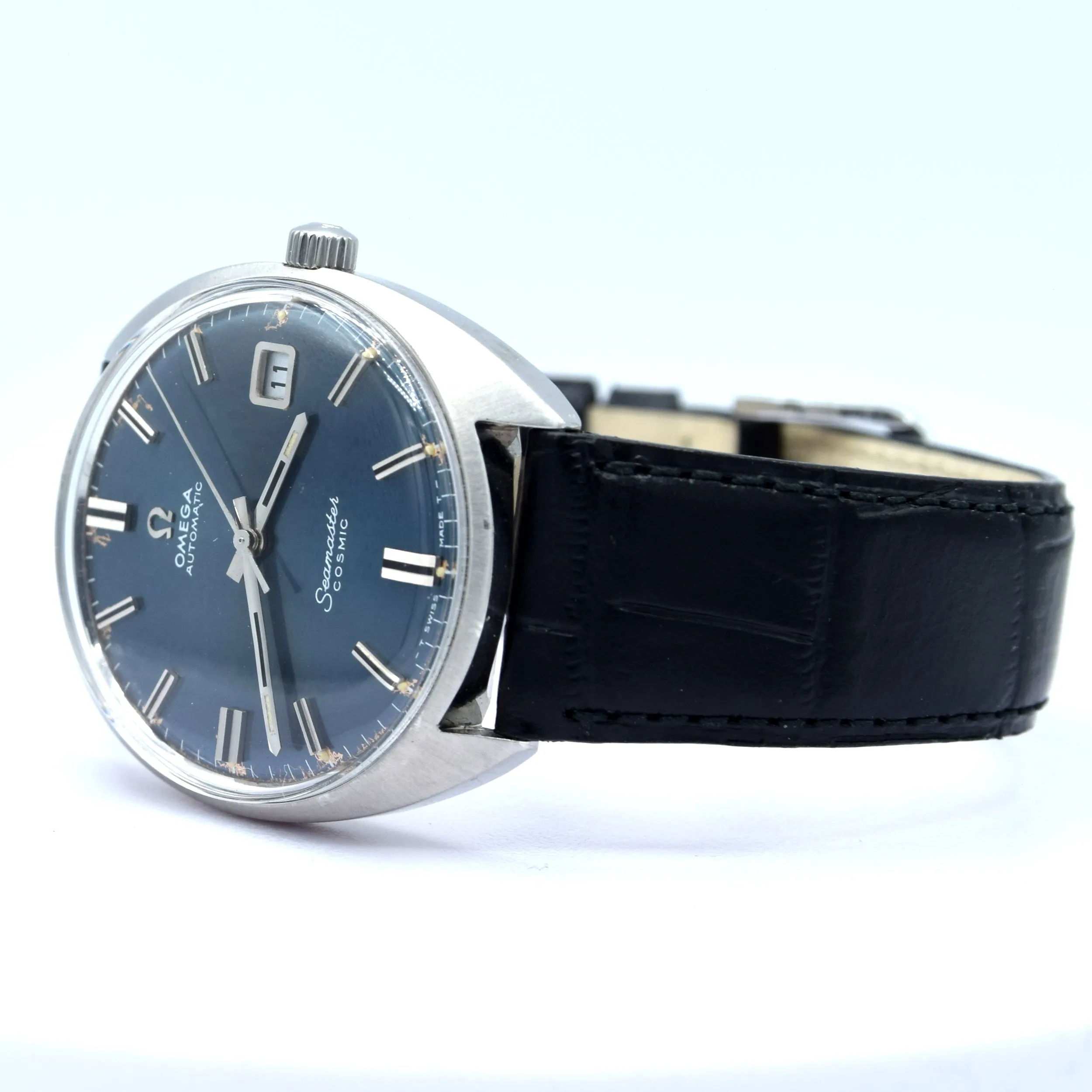 1969 Omega automatic cosmic date Model 166.026 in Stainless Steel Monocoque case with blue dial