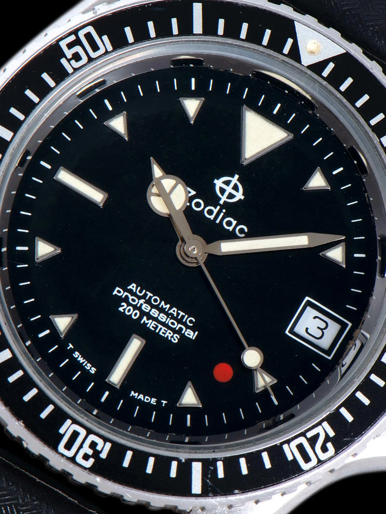1990s Zodiac Red Dot Dive Watch (Ref. 113.13.30) W/ Box