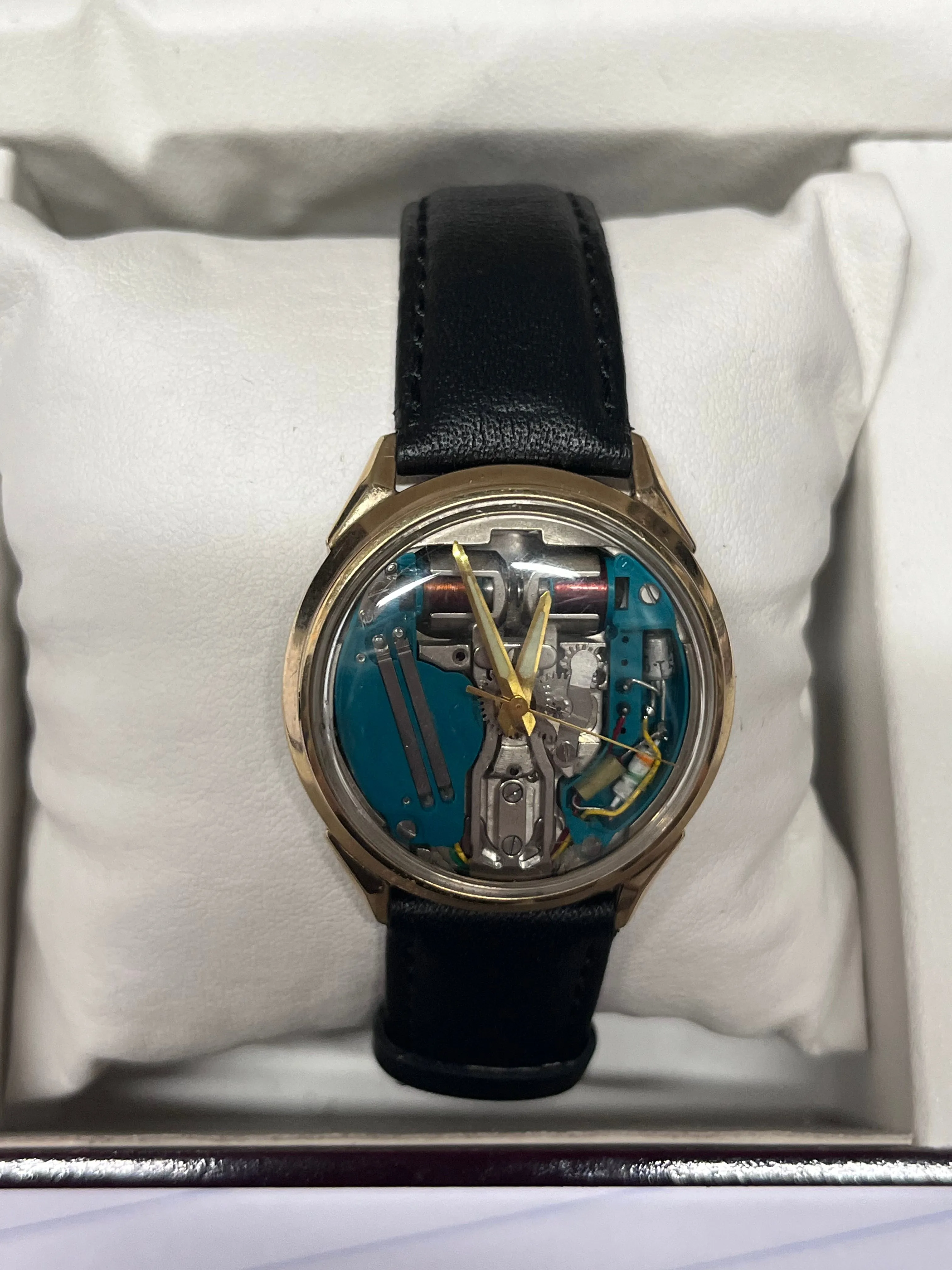 BULOVA Green Futuristic SS Men's Wristwatch Beautiful Design - $5K APR w/ COA!!!