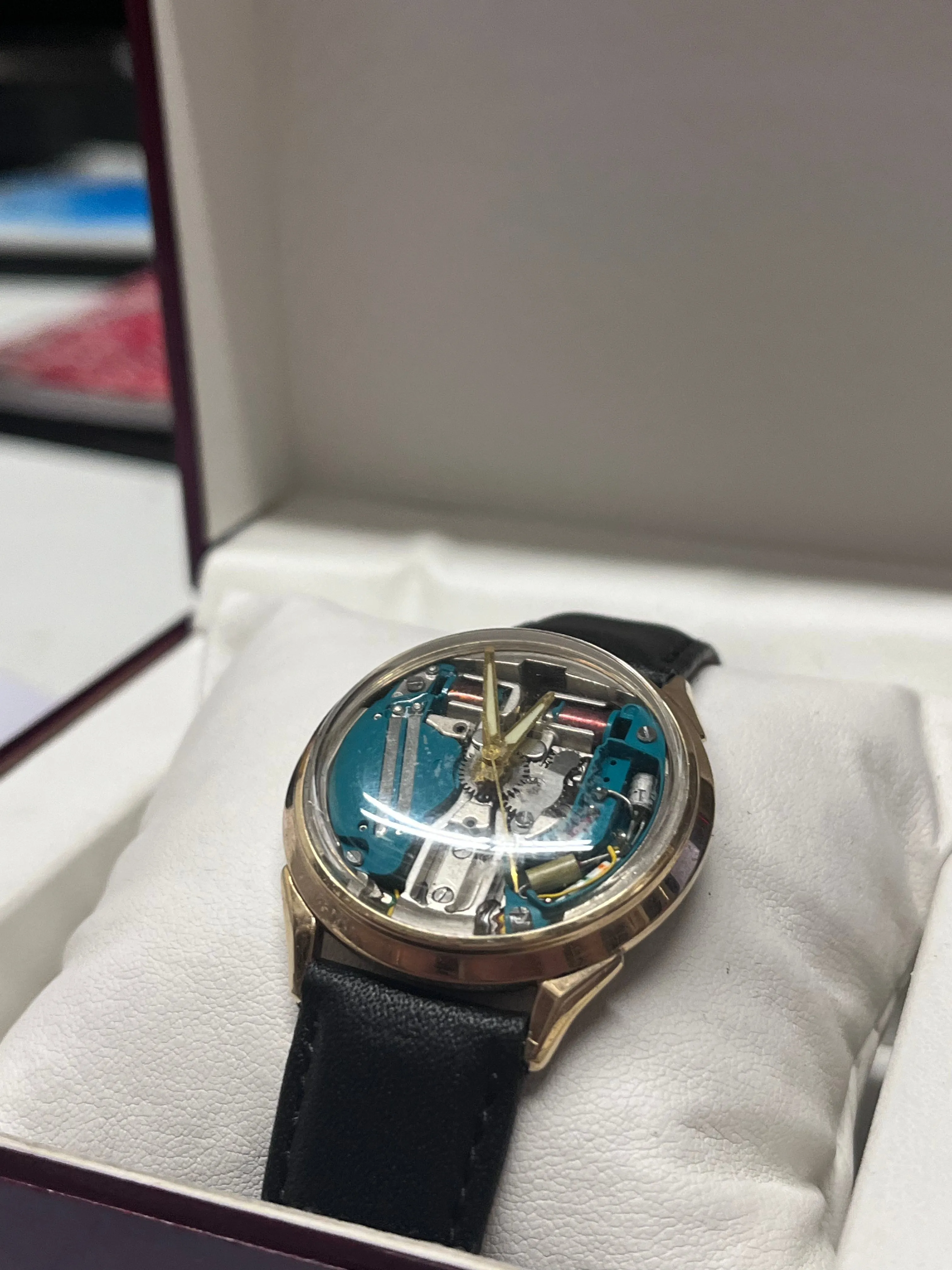 BULOVA Green Futuristic SS Men's Wristwatch Beautiful Design - $5K APR w/ COA!!!