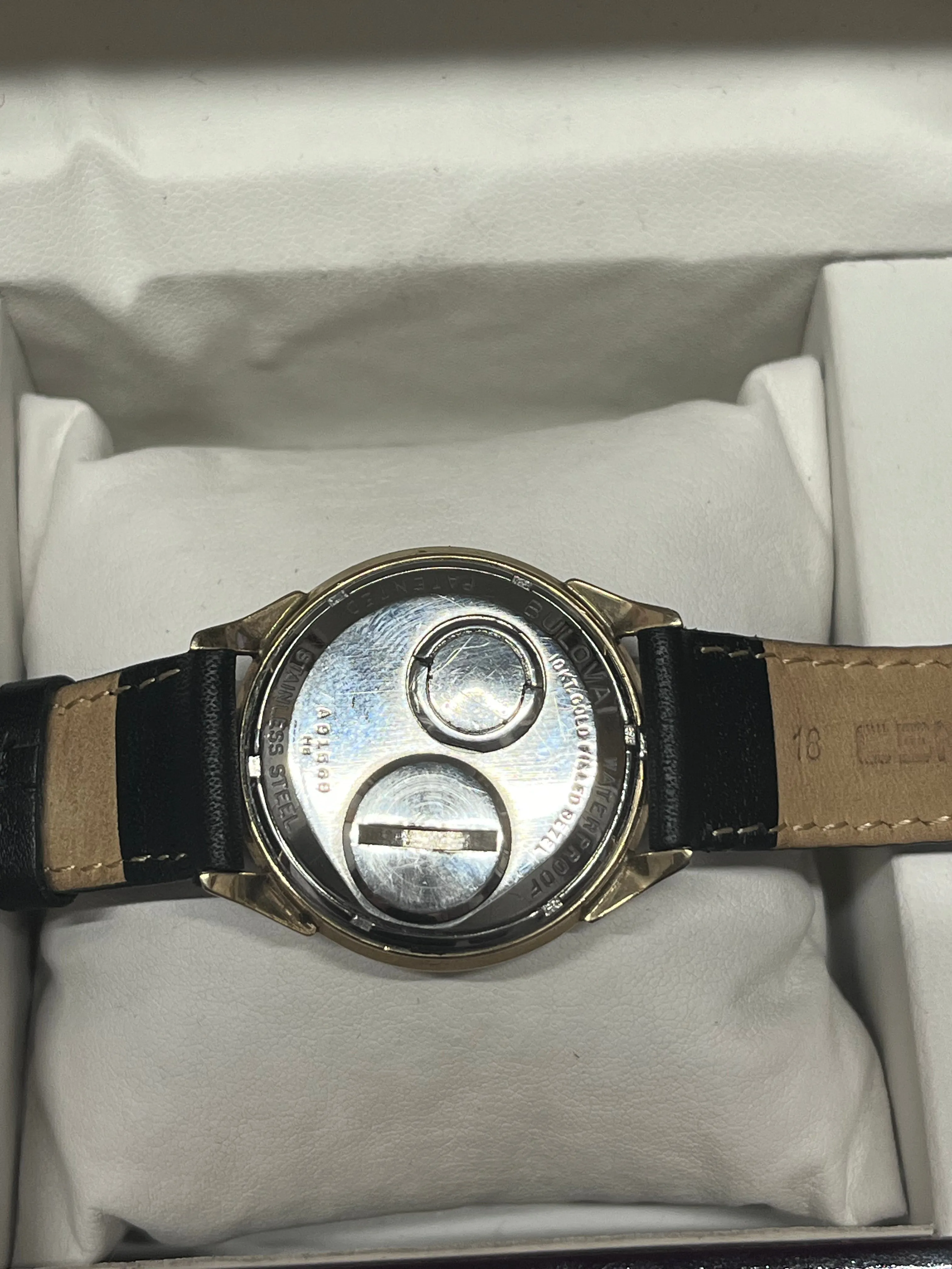 BULOVA Green Futuristic SS Men's Wristwatch Beautiful Design - $5K APR w/ COA!!!