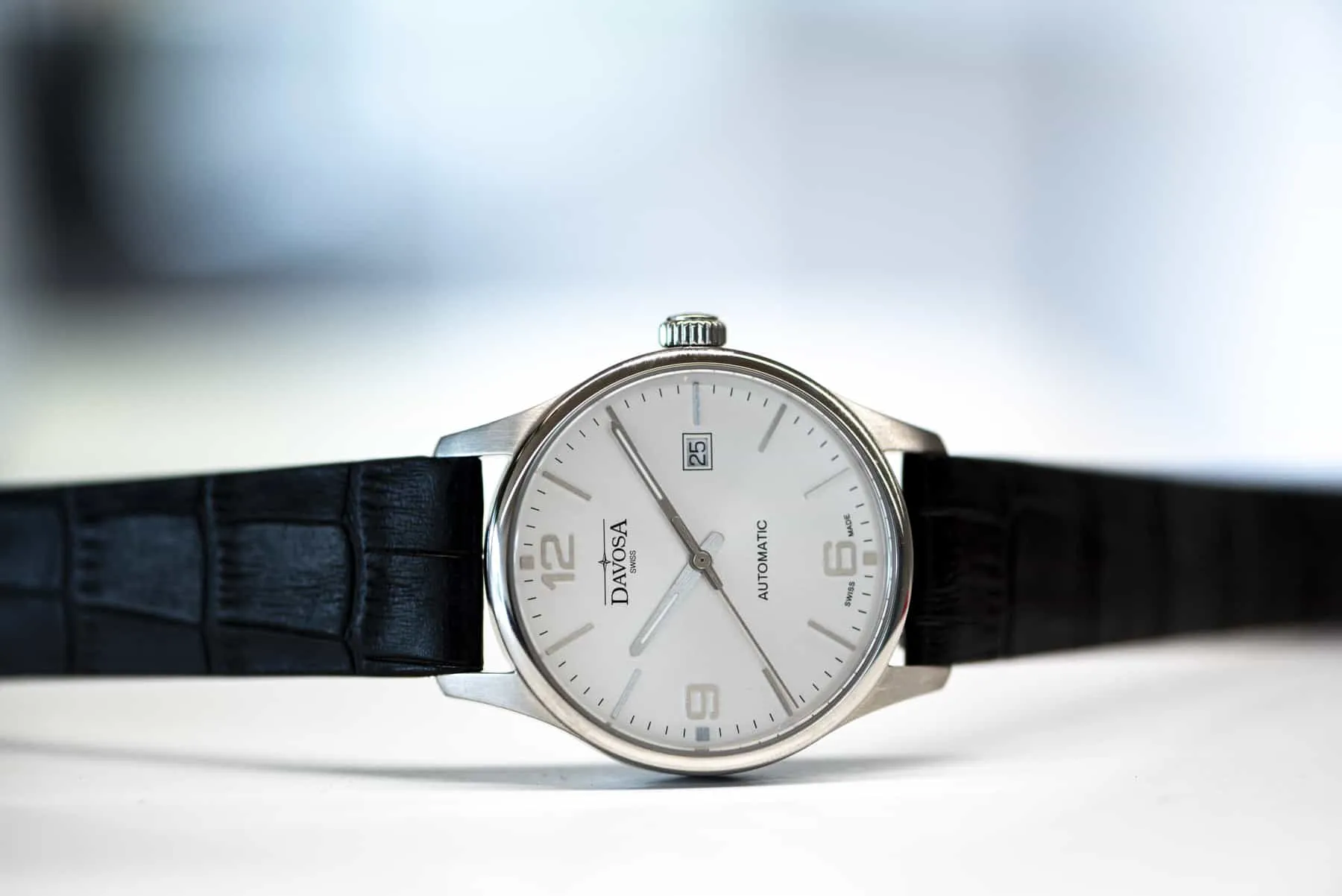 Gentleman Automatic 40mm White Black Executive Watch 16156614 OUTLET