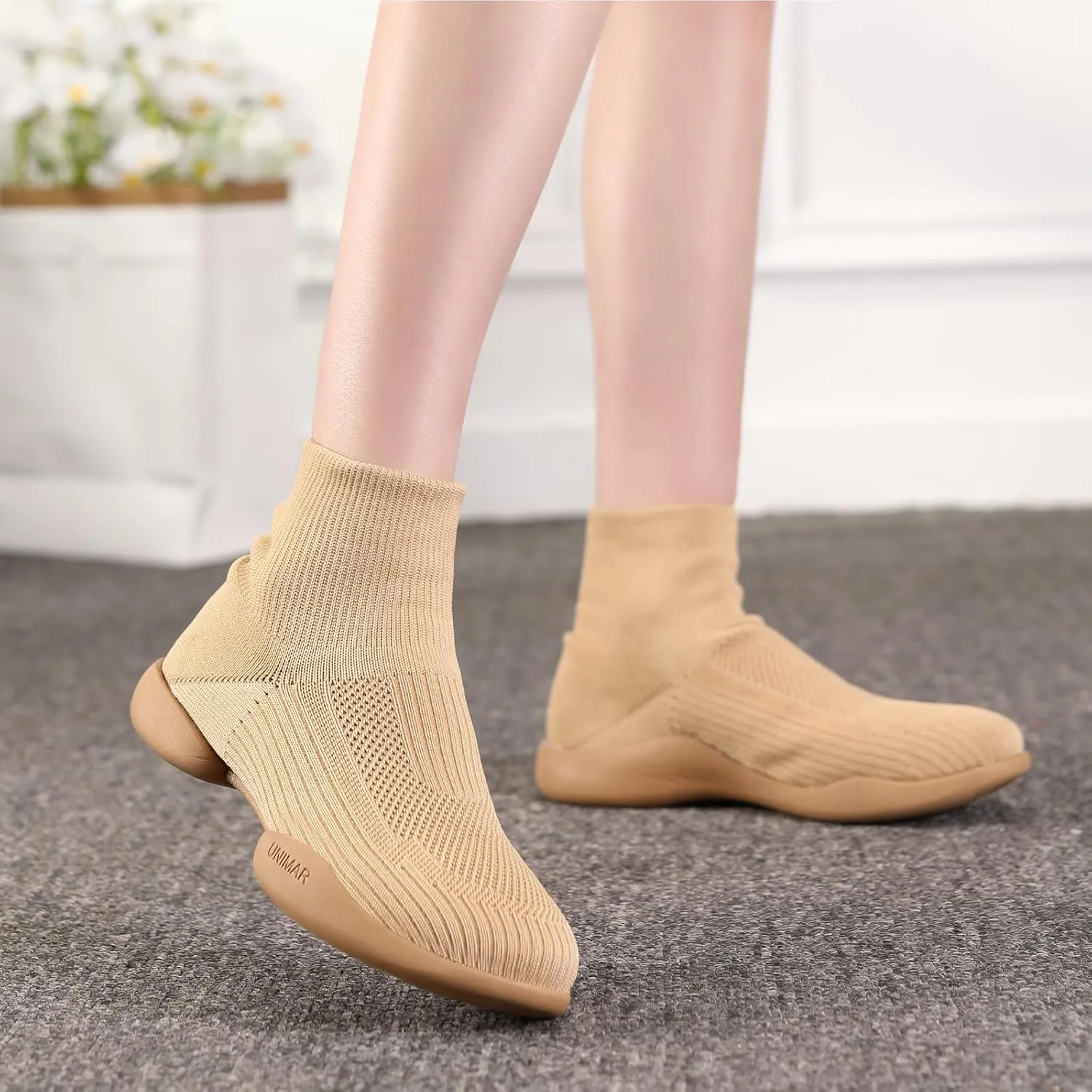 HIPPOSEUS Women's Professional Modern Dance Shoes Soft Knitted Jazz Dance Sneakers