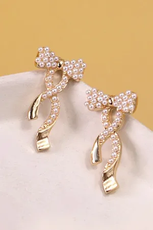 It's Time Bow With Pearl Earrings