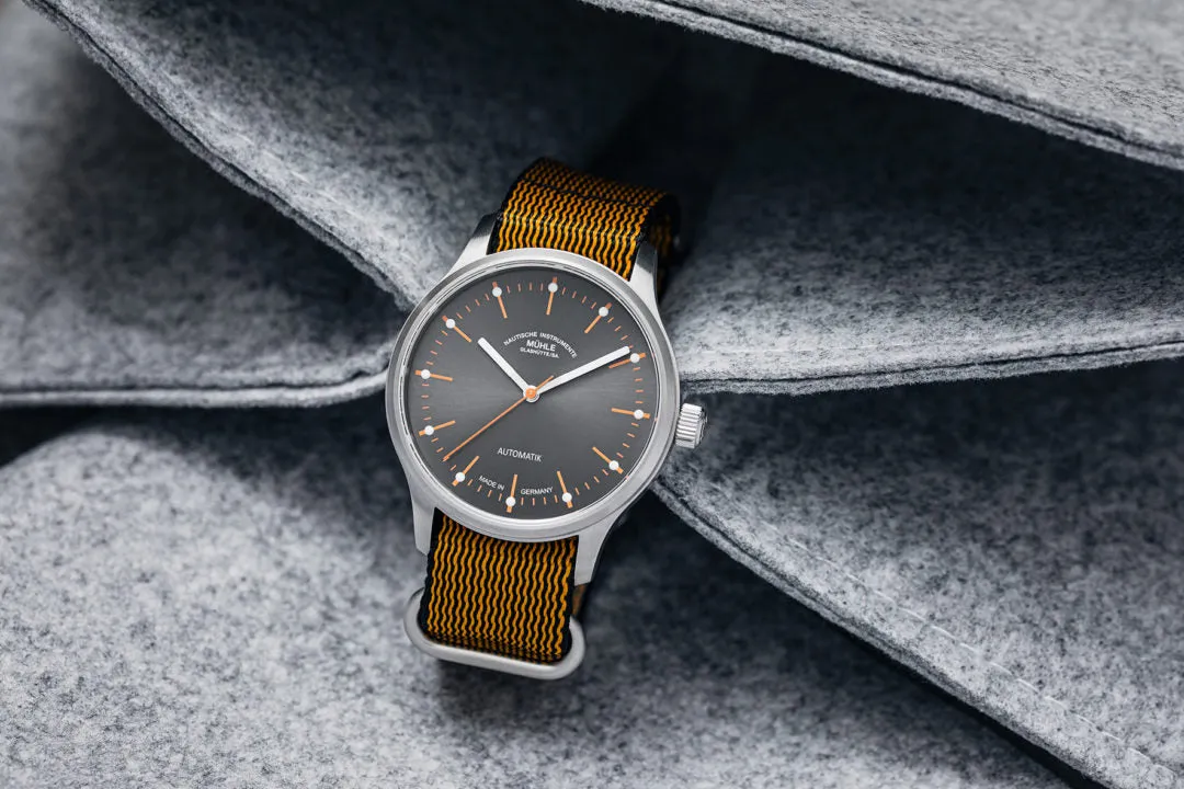 MG Watch Panova Grey
