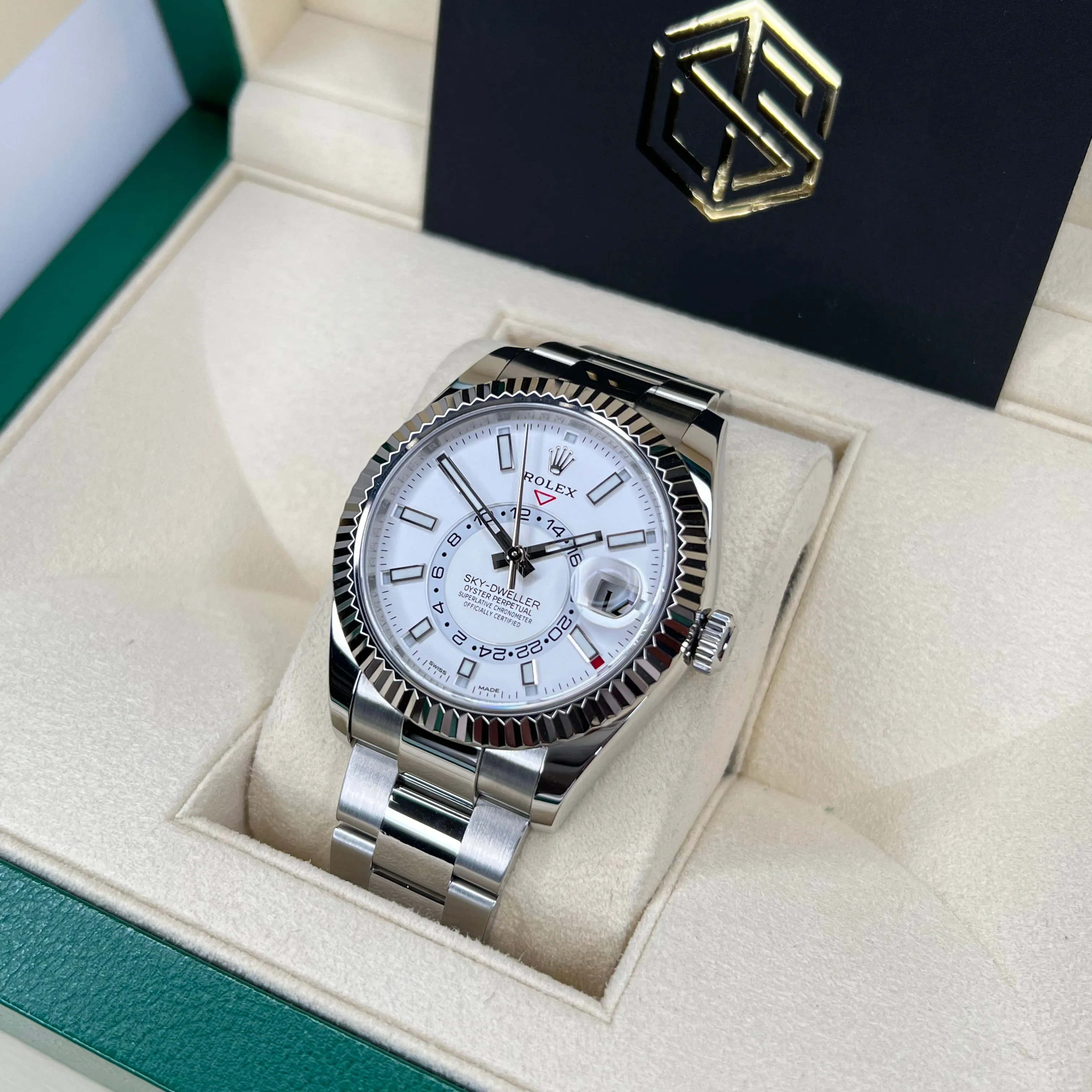 Rolex 326934 Sky-Dweller White Dial 2020 Mint Condition Full Set Watch