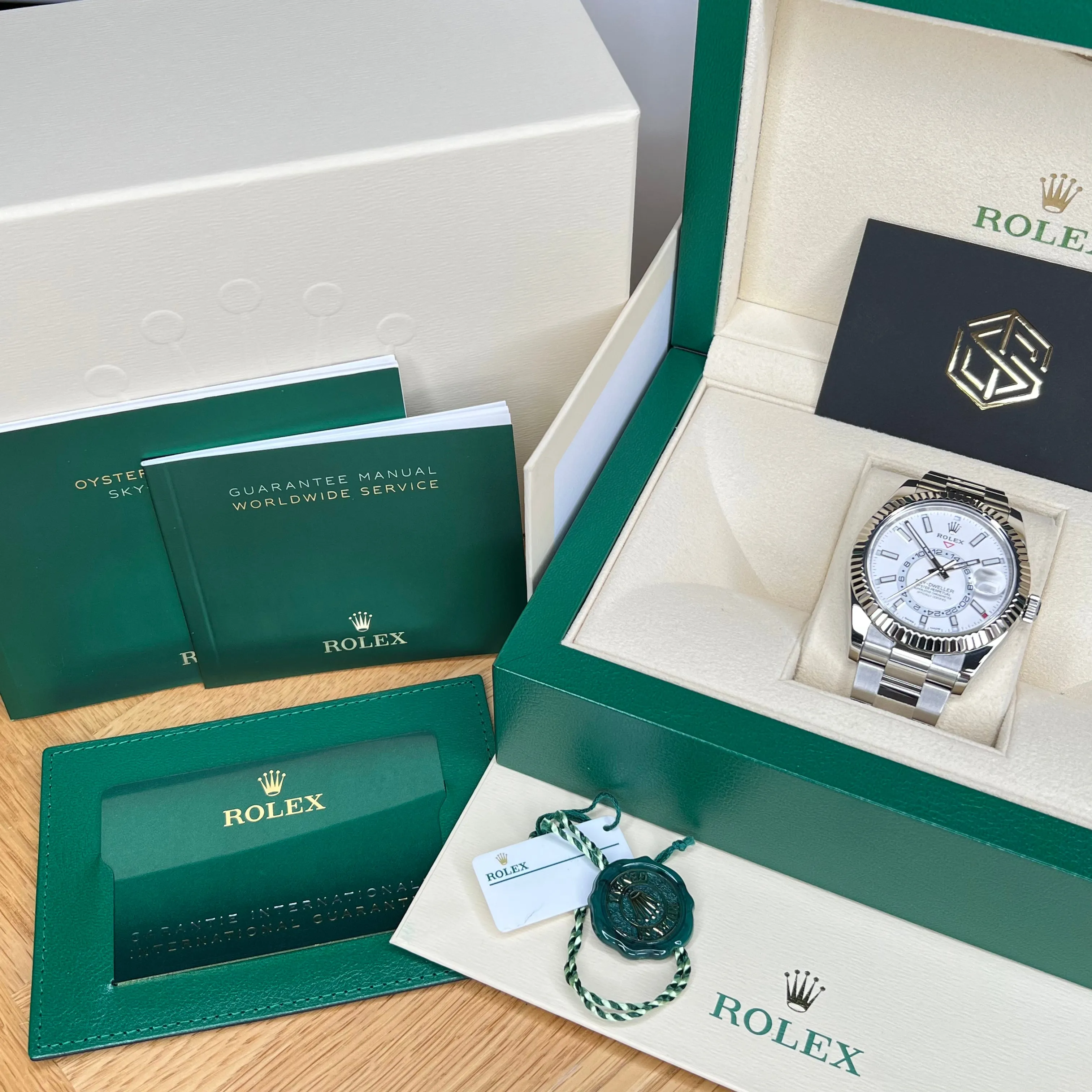 Rolex 326934 Sky-Dweller White Dial 2020 Mint Condition Full Set Watch
