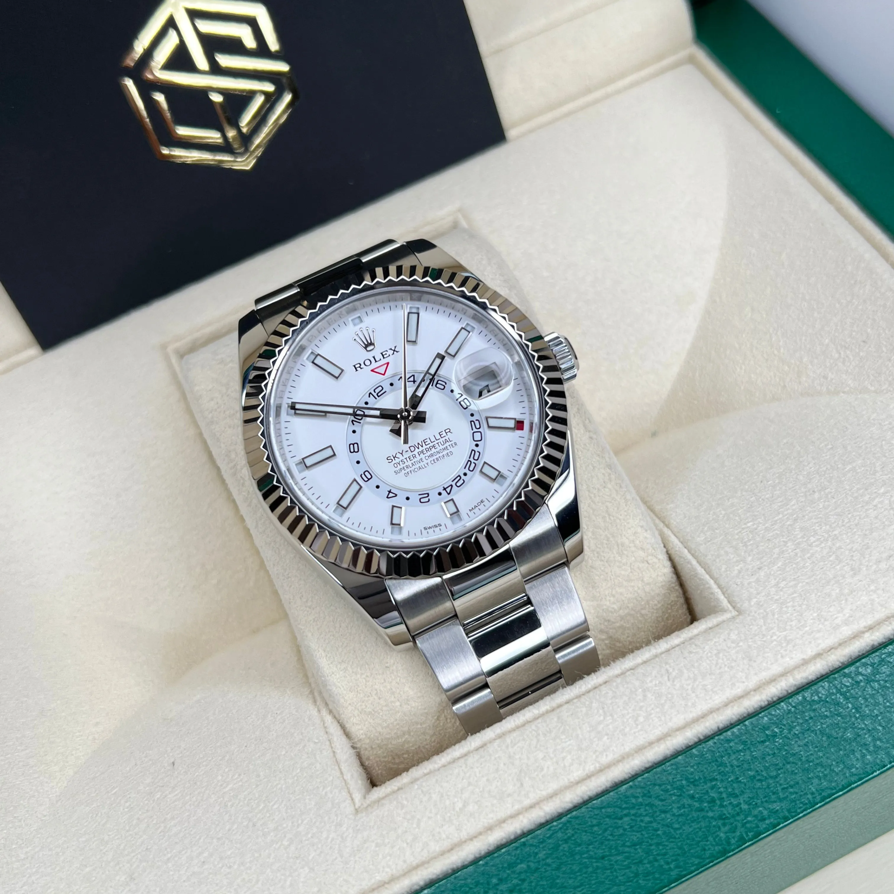 Rolex 326934 Sky-Dweller White Dial 2020 Mint Condition Full Set Watch