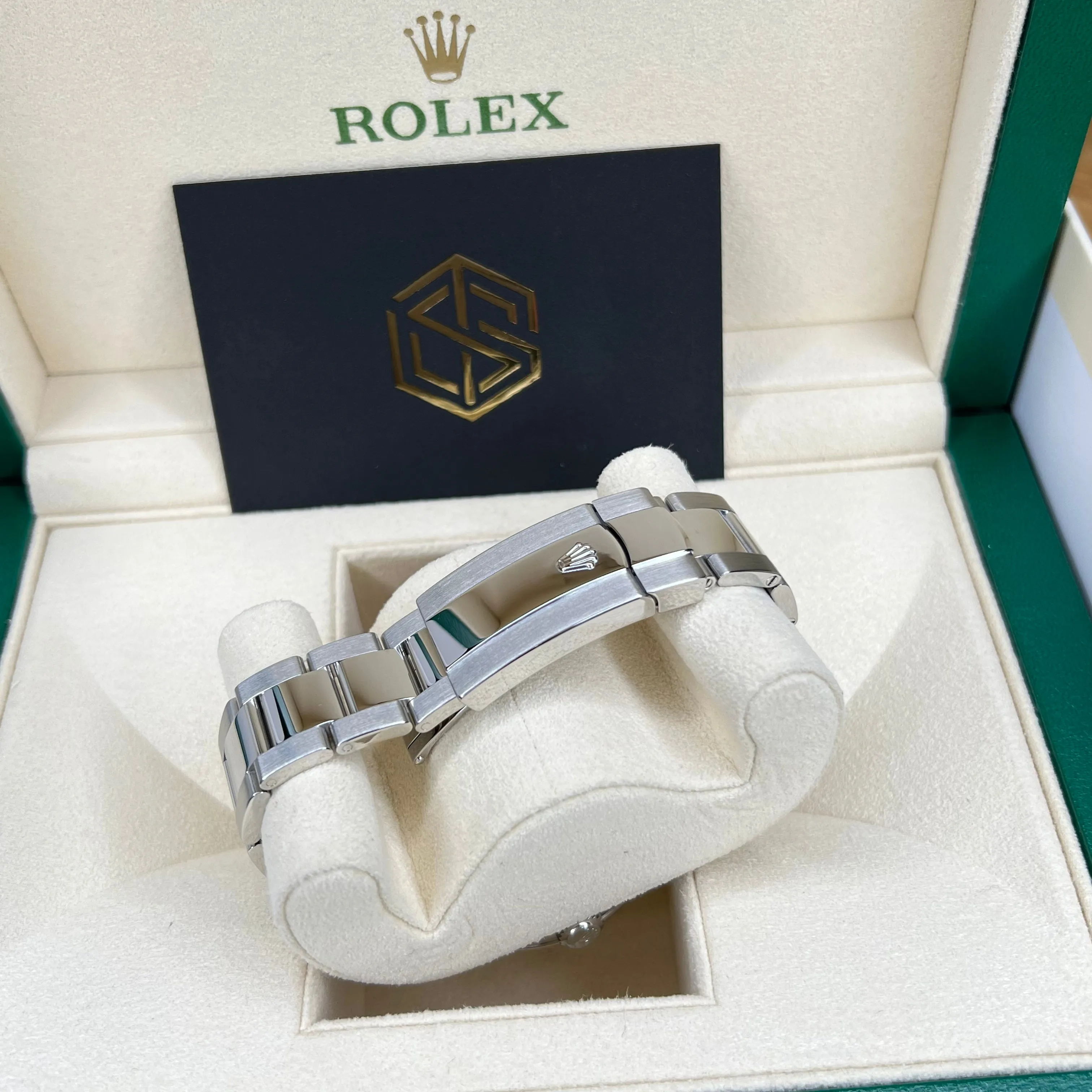 Rolex 326934 Sky-Dweller White Dial 2020 Mint Condition Full Set Watch