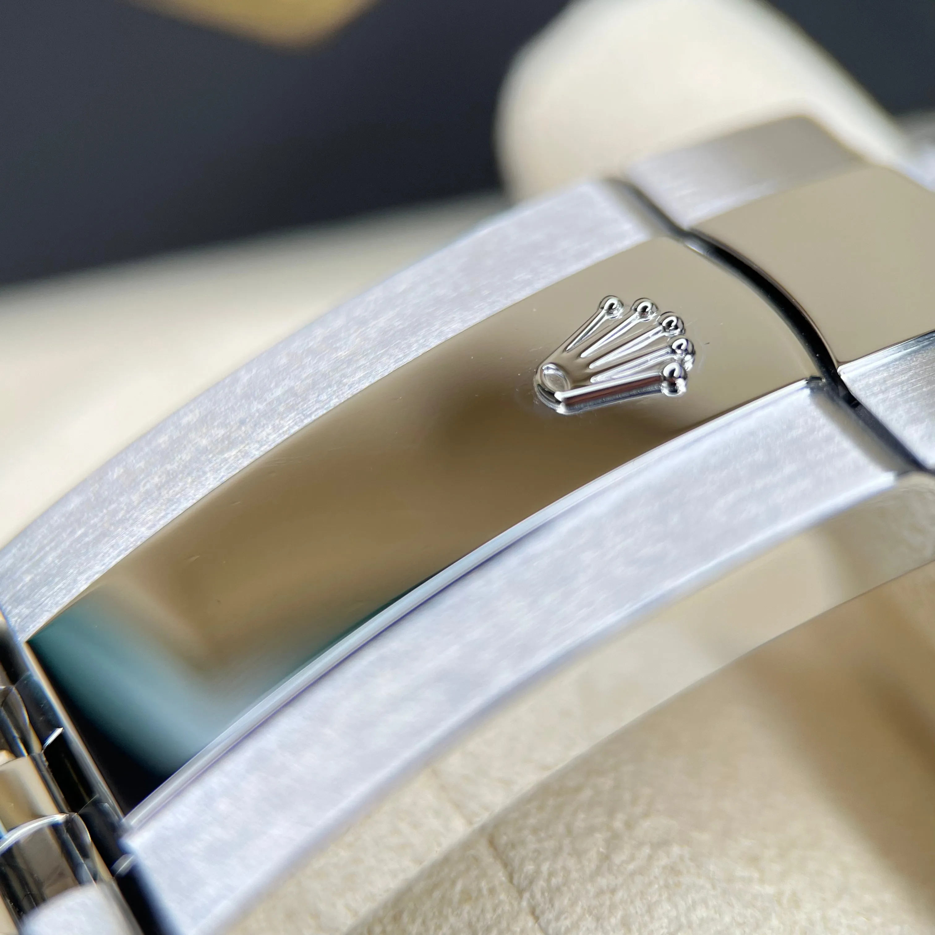 Rolex 326934 Sky-Dweller White Dial Jubilee Bracelet 2022 Watch