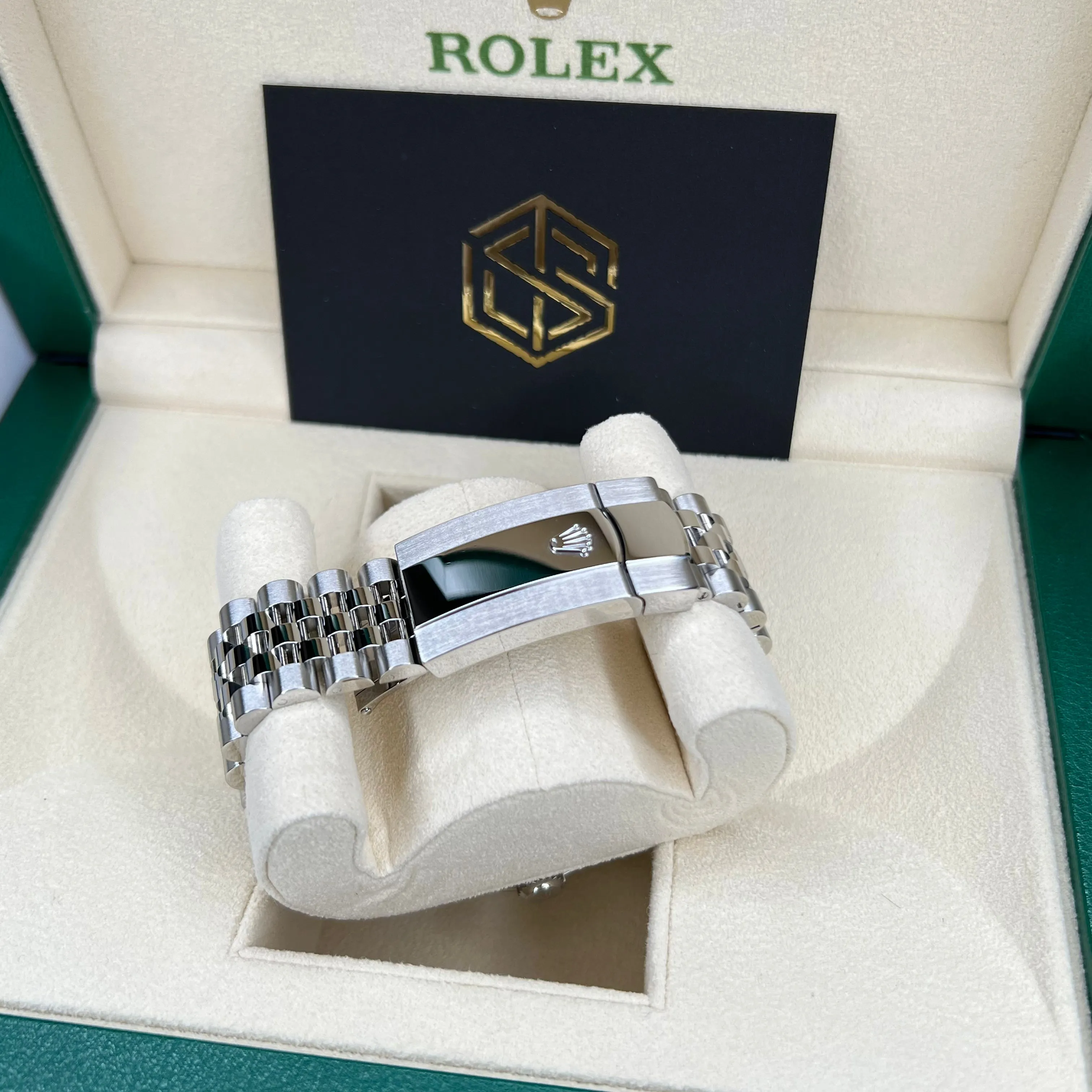 Rolex 326934 Sky-Dweller White Dial Jubilee Bracelet 2022 Watch