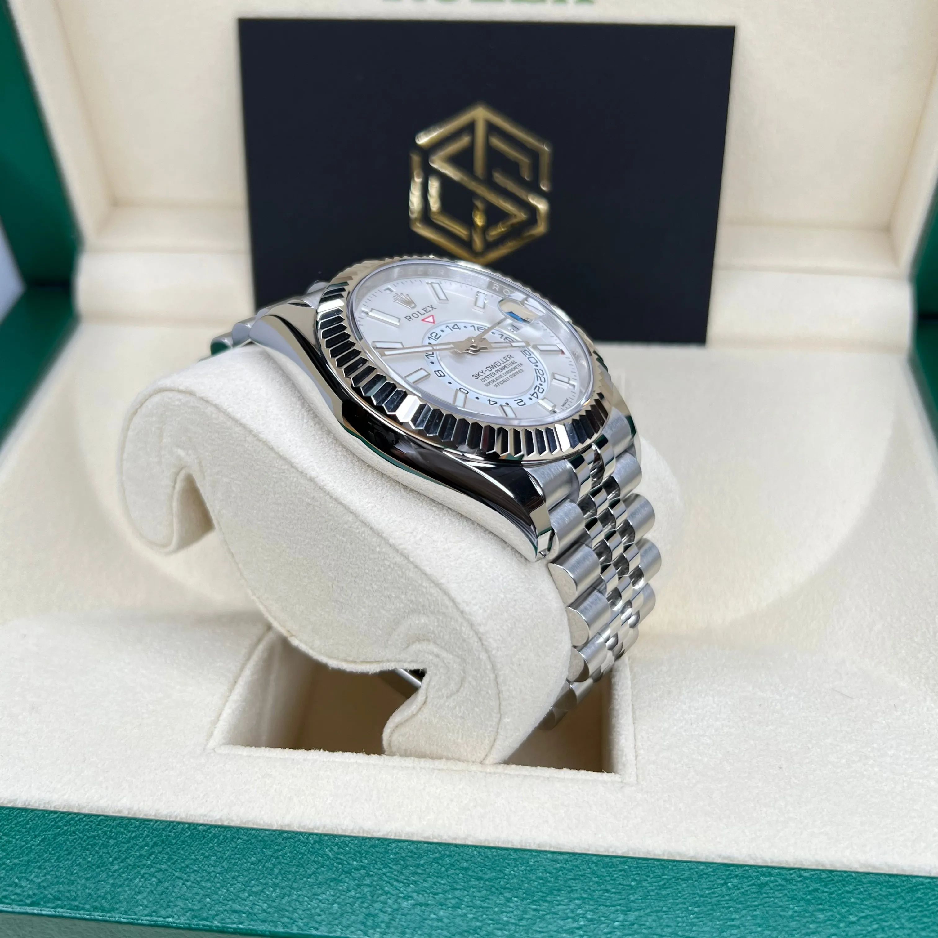 Rolex 326934 Sky-Dweller White Dial Jubilee Bracelet 2022 Watch