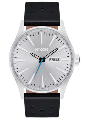 Sentry Leather Chrome/Silver Sunray/Black Watch