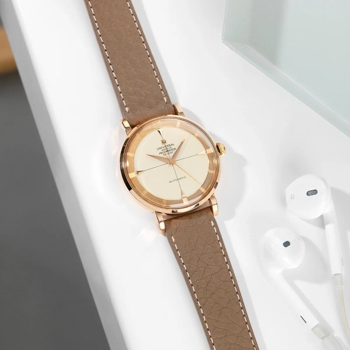 Universal Geneve  Polerouter Deluxe Reference B102345-2