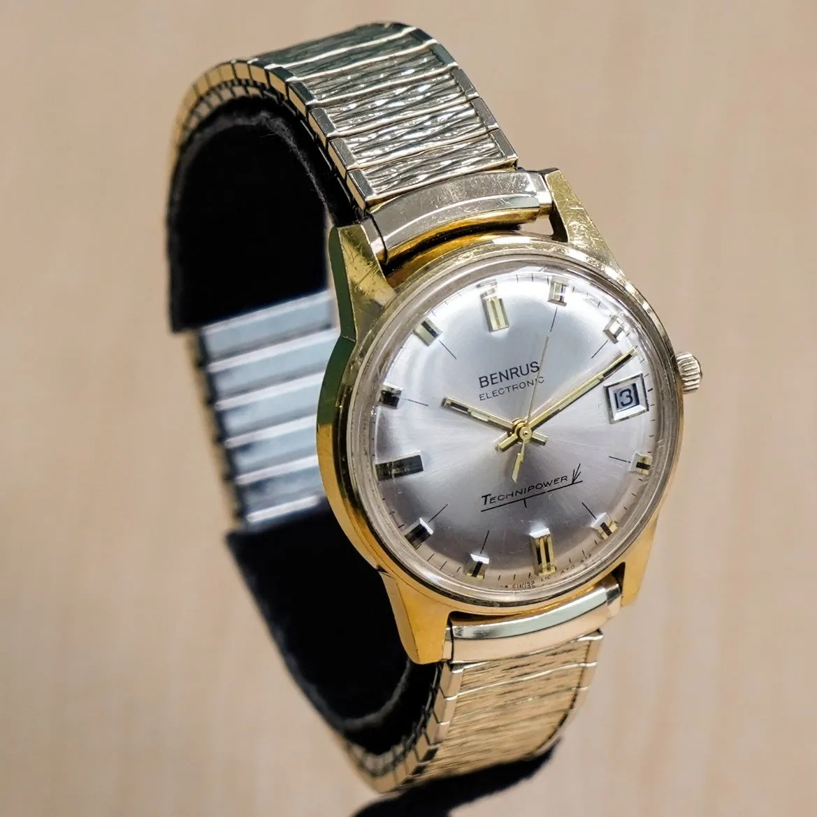 Vintage BENRUS Electronic Technipower Watch Date Indicator Swiss Made Wristwatch