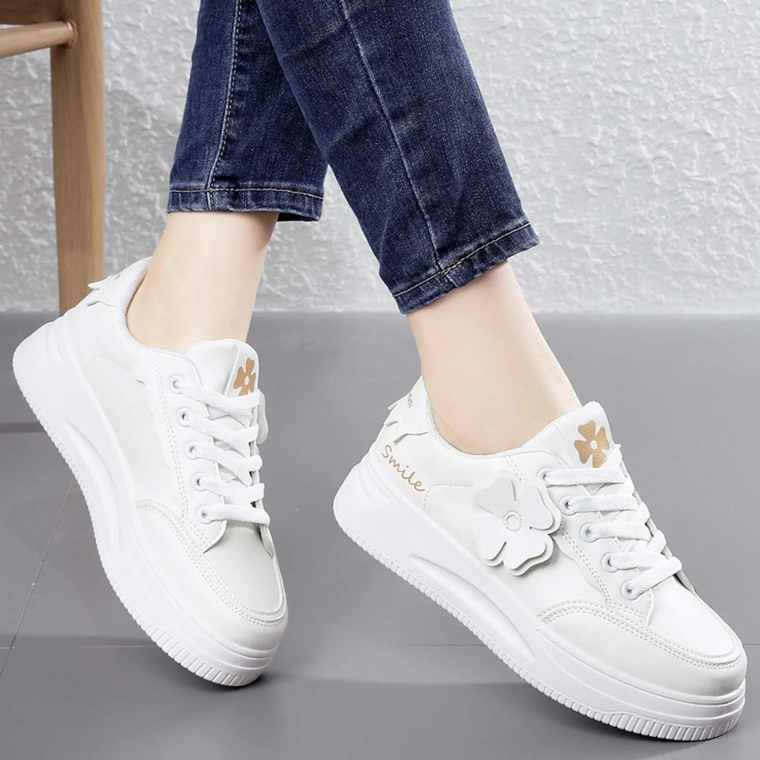 Women's Fashion Flower Flat Sports Skateboarding Shoes Anti Slip Shock Absorbing Tennis Shoes Ultra Light Breathable Casual Walking Shoes