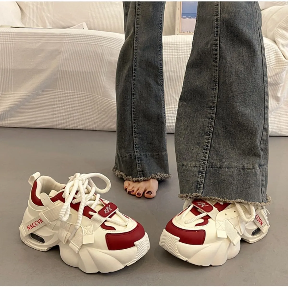 Women's Y2K 2 Inches Chunky Platform Dad Shoes - Retro Streetwear Fashion Sneakers with Pull Tabs, Comfortable Thick Sole Casual Shoes (Beige/Black, Beige/Red, Beige)